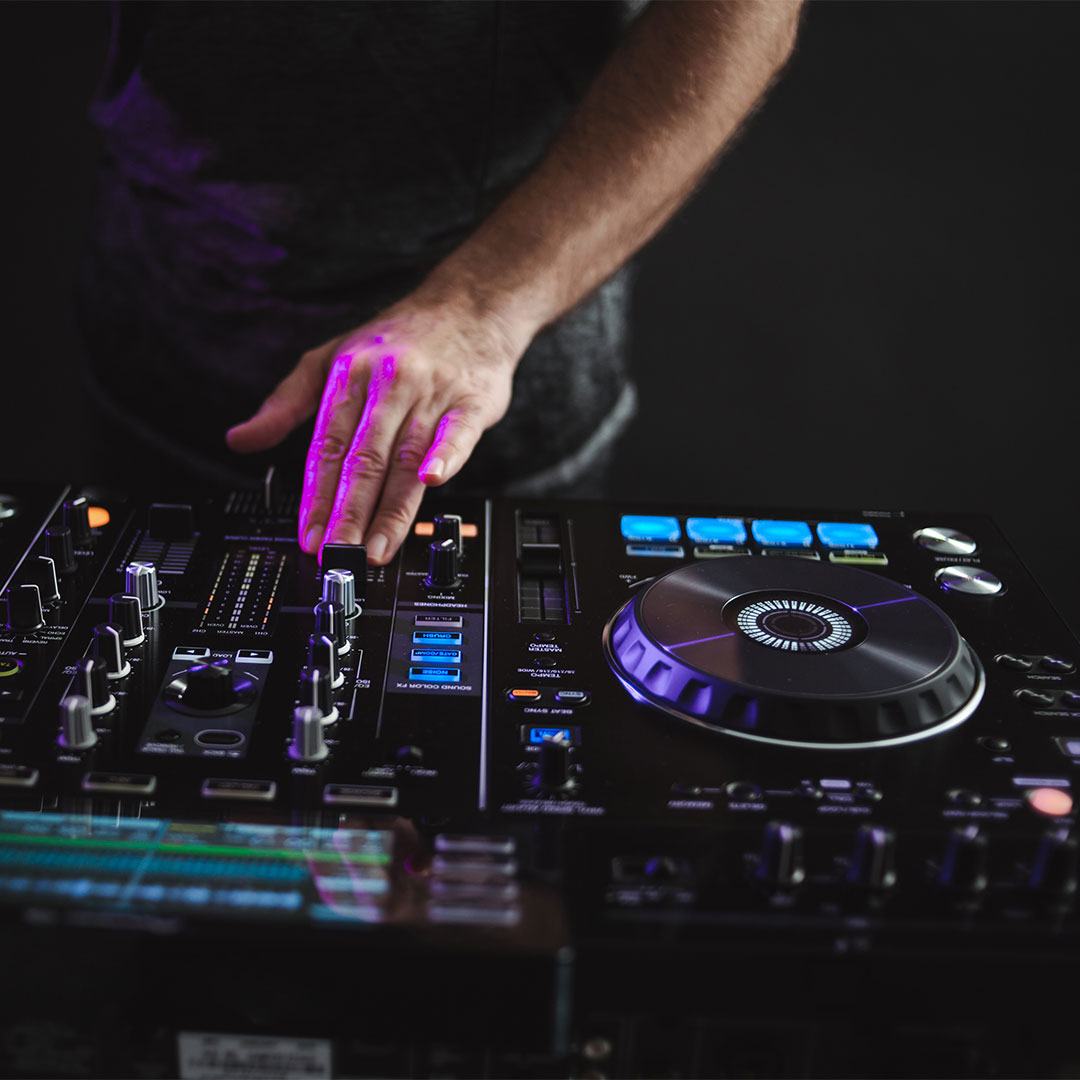 dj controler